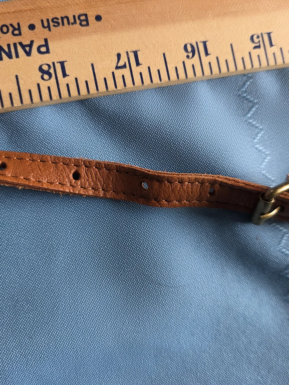Oak & Tan Genuine Leather Crossbody Bag - Cognac Brown